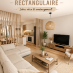 Un salon rectangle aménagé avec des meubles modernes et chaleureux.