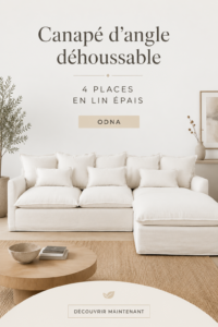 Canapé d'angle déhoussable en lin épais dans un salon décoré chaleureusement.