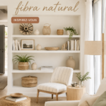 Un salon décoré avec des éléments en fibres naturelles, évoquant chaleur et confort.